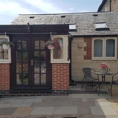 Irthlingborough Ruby Cottage المظهر الخارجي الصورة